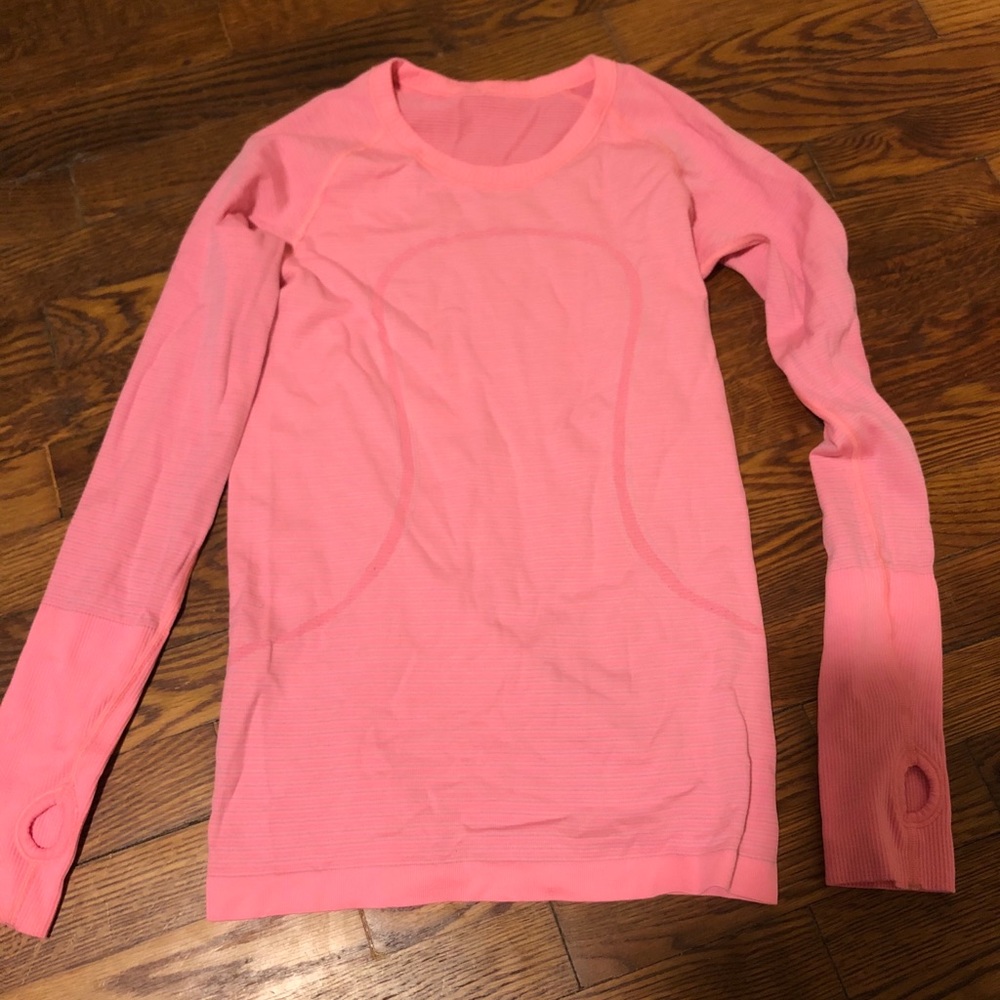 Lululemon Swiftly Scoop neck long sleeve
